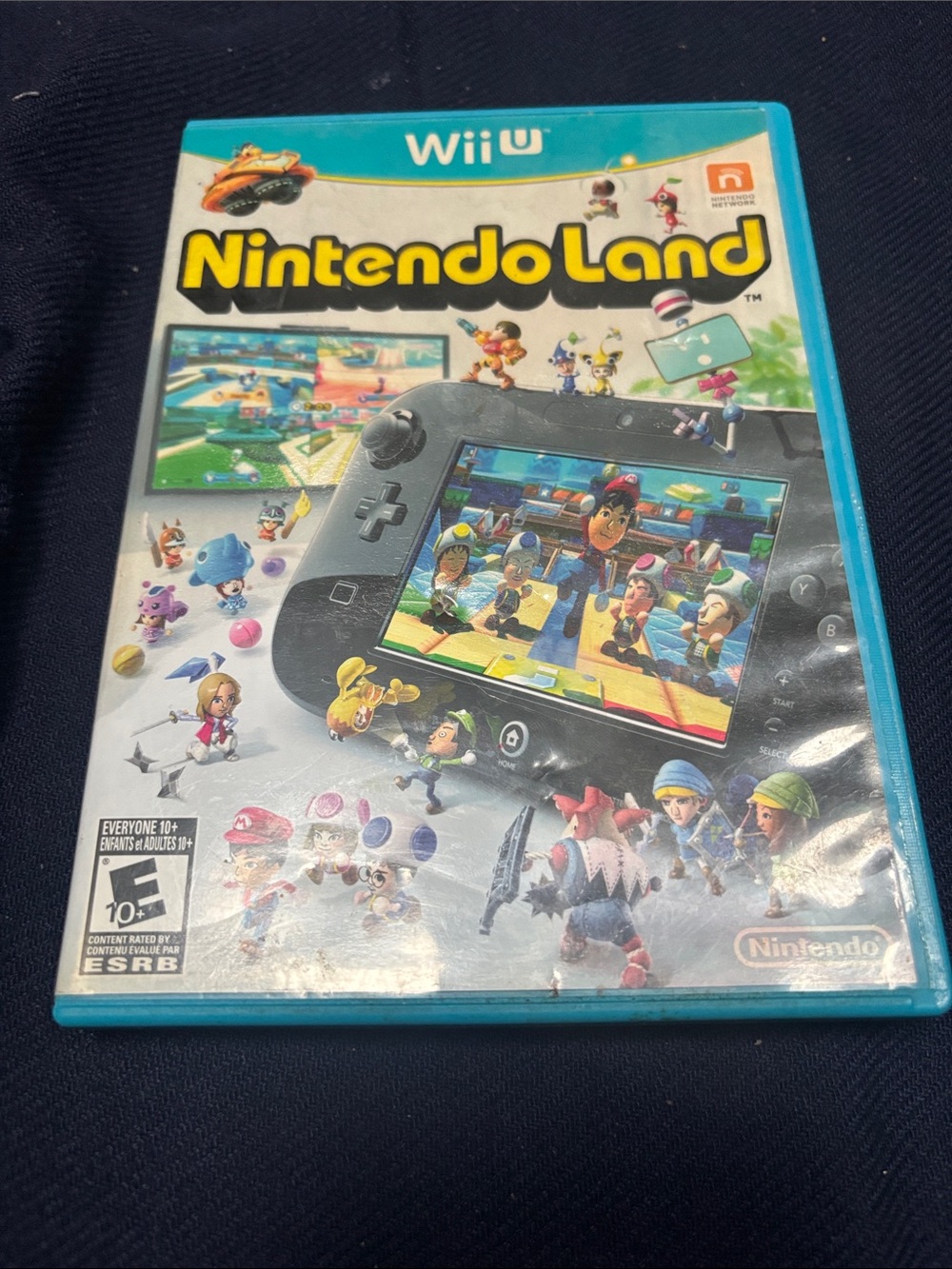 Nintendo NintendoLand Wii U - Teal Blue Case